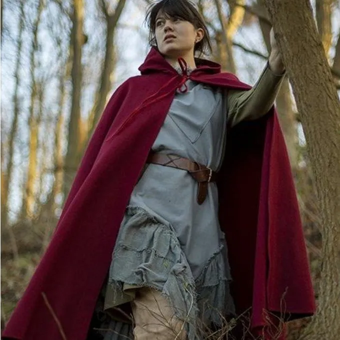 Epic Armoury Hooded Wool Cape, Dark Red - Image 3