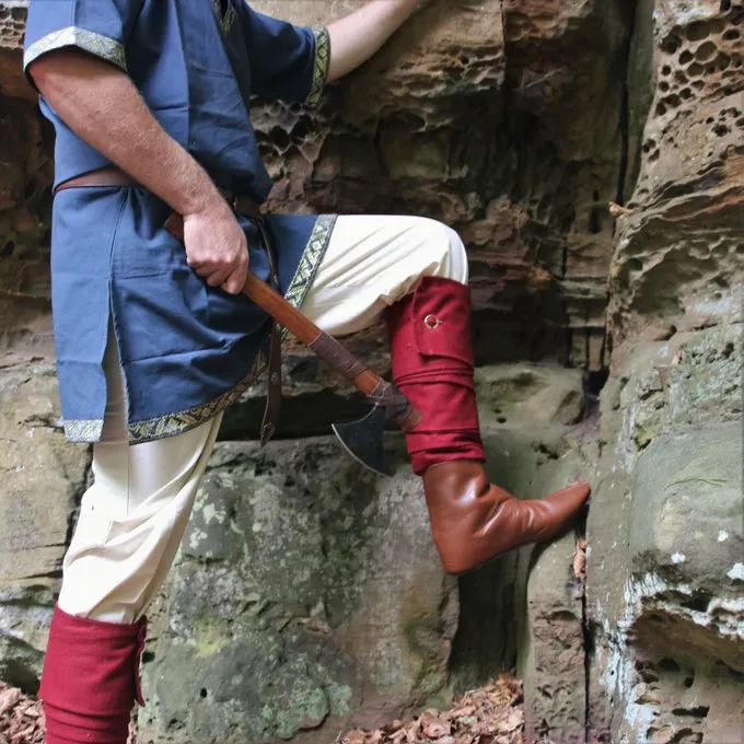 Leonardo Carbone Leg Wrappings Hredulf, Red - Image 3