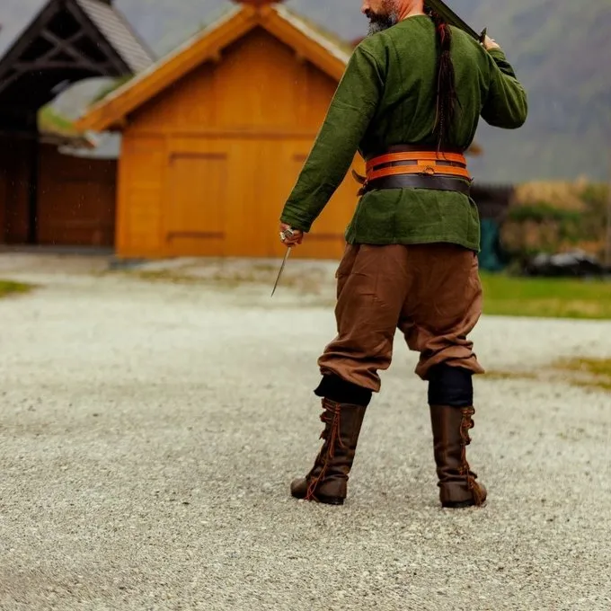 Leonardo Carbone Linen Viking Trousers Odin, Brown - Image 6