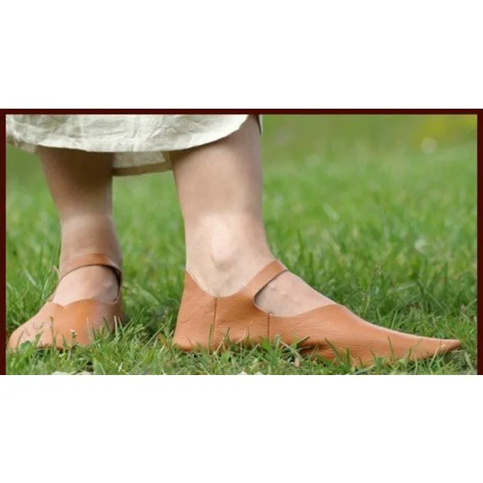 Deepeeka Low Strap Shoes - Image 4