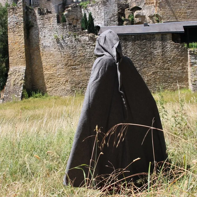 Leonardo Carbone Medieval Cloak With Hood, Grey - Image 2