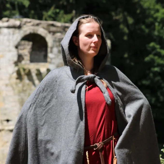 Leonardo Carbone Medieval Cloak With Hood, Grey - Image 3