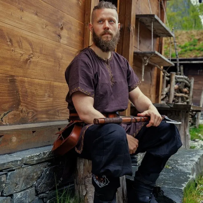 Leonardo Carbone Short Viking Tunic Harbard, Brown - Image 4