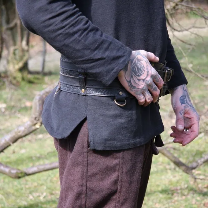 Leonardo Carbone Viking Tunic Hans, Black - Image 4