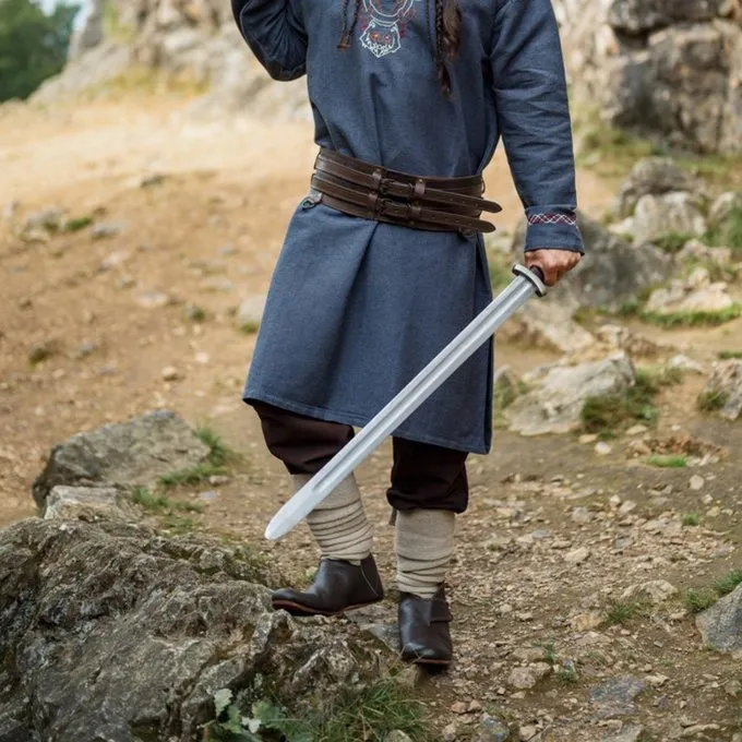 Leonardo Carbone Viking Winingas Herringbone Motif Halfdan, Natural - Image 6