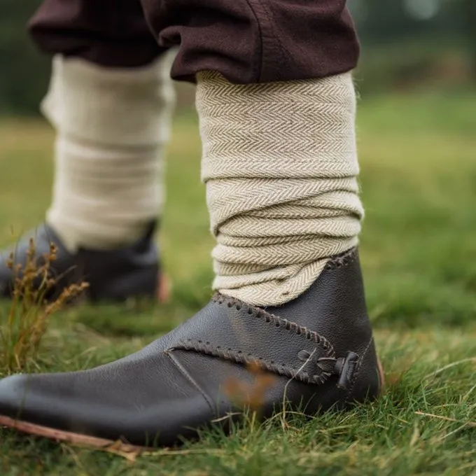 Leonardo Carbone Viking Winingas Herringbone Motif Halfdan, Natural